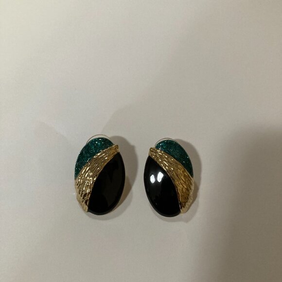 Vintage 1980's Egg Shaped Earrings Gold Tone Green Black - Picture 2 of 4